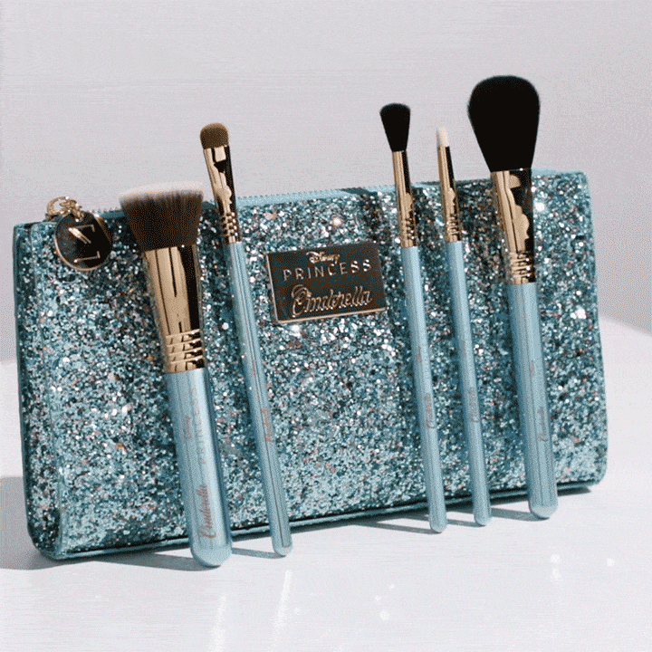 DISNEY CINDERELLA FAIRYTALE BRUSH SET