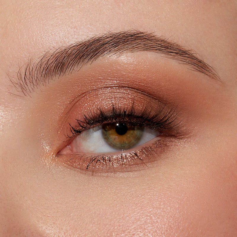 PEACH PIE EYESHADOW QUAD MACRO EYE LOOK