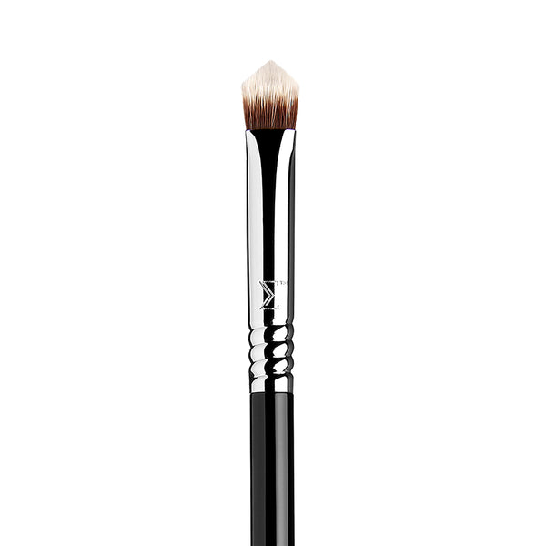 P87 EDGE PRECISION™ BRUSH