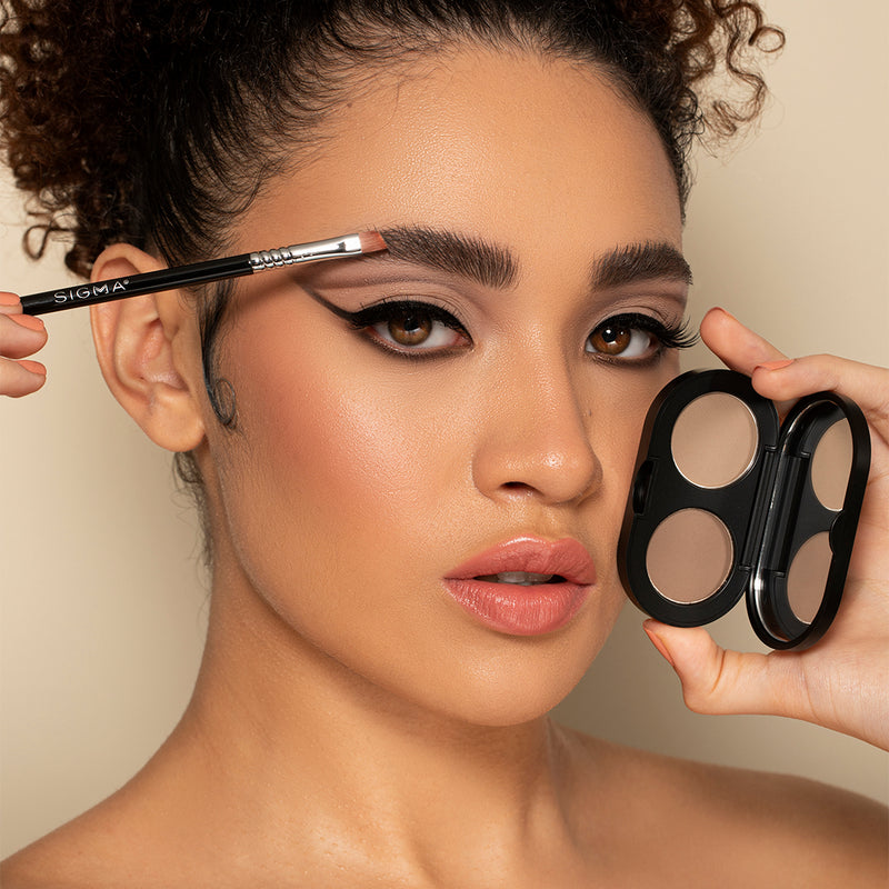 COLOR + SHAPE BROW POWDER DUO - MEDIUM MODEL