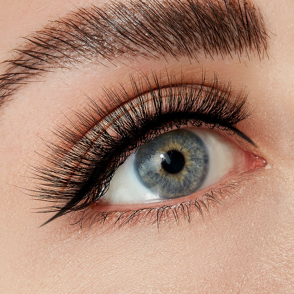 DOE-EYED FALSE LASHES