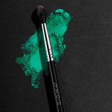 E33 DETAIL DIFFUSED CREASE™ BRUSH