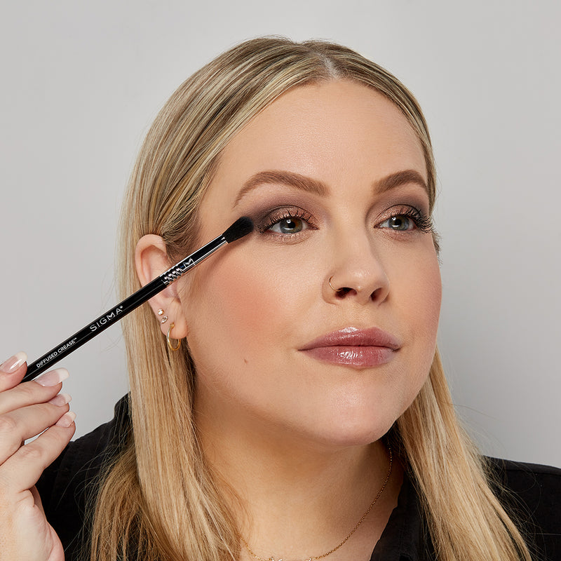 E38 DIFFUSED CREASE™ BRUSH MODEL IMAGE