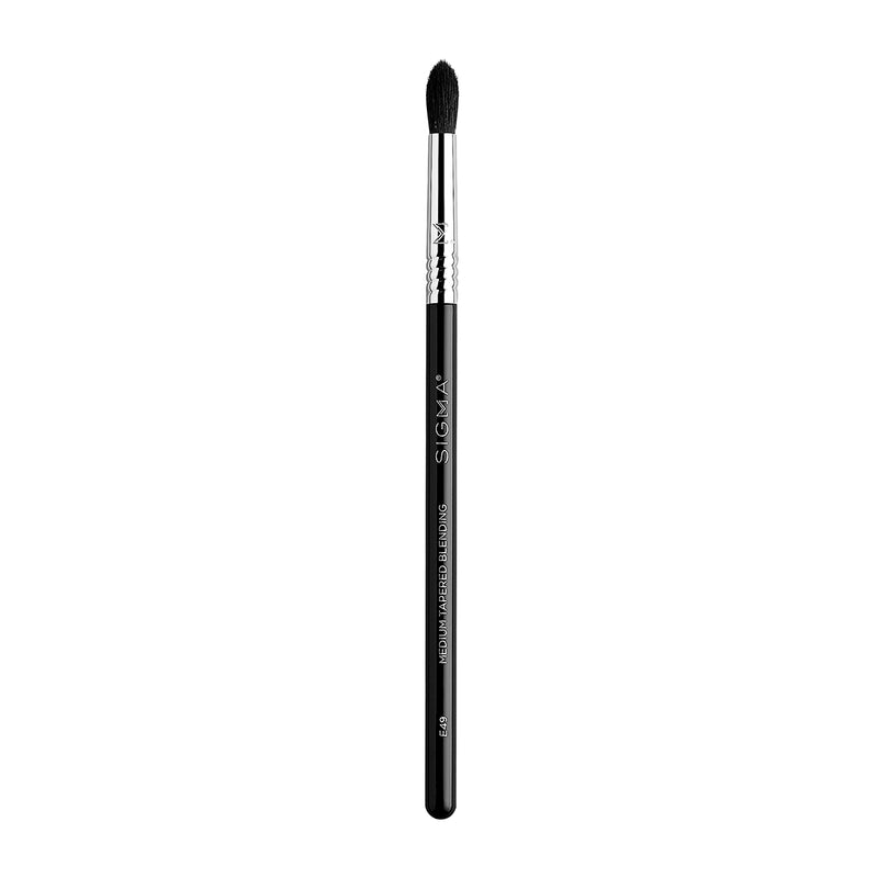 E49 MEDIUM TAPERED BLENDING BRUSH