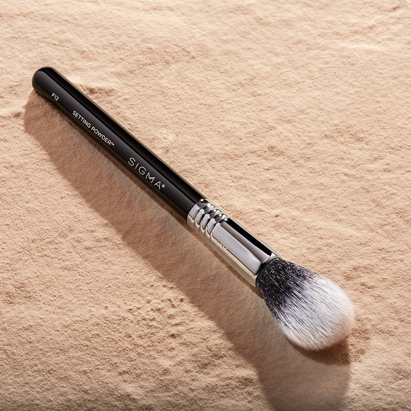 F12 SETTING POWDER™ BRUSH - Sigma Beauty