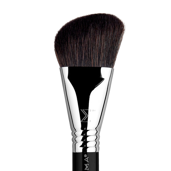 F23 SOFT ANGLE CONTOUR™ BRUSH CLOSE UP