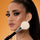F28 POWDER/BRONZER™ BRUSH MODEL IMAGE