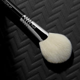 F44 POWDER SCULPT™ BRUSH