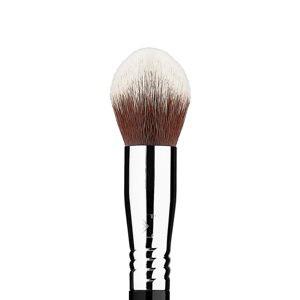 F79 CONCEALER BLEND KABUKI™ BRUSH